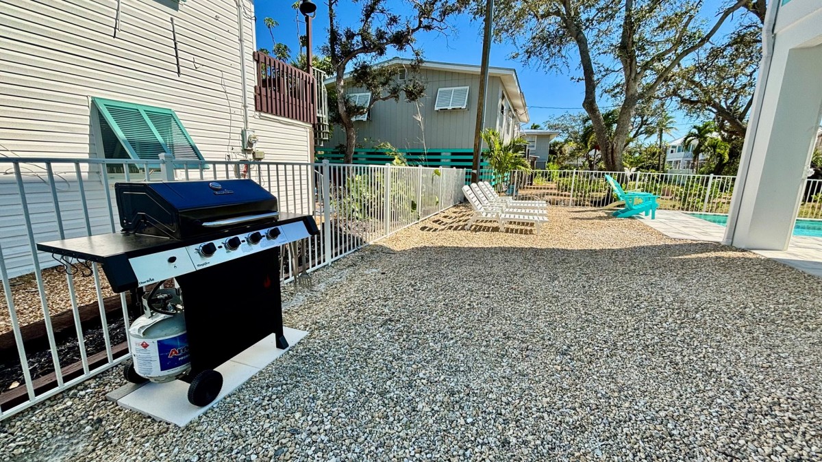 Outdoor grill and yard space